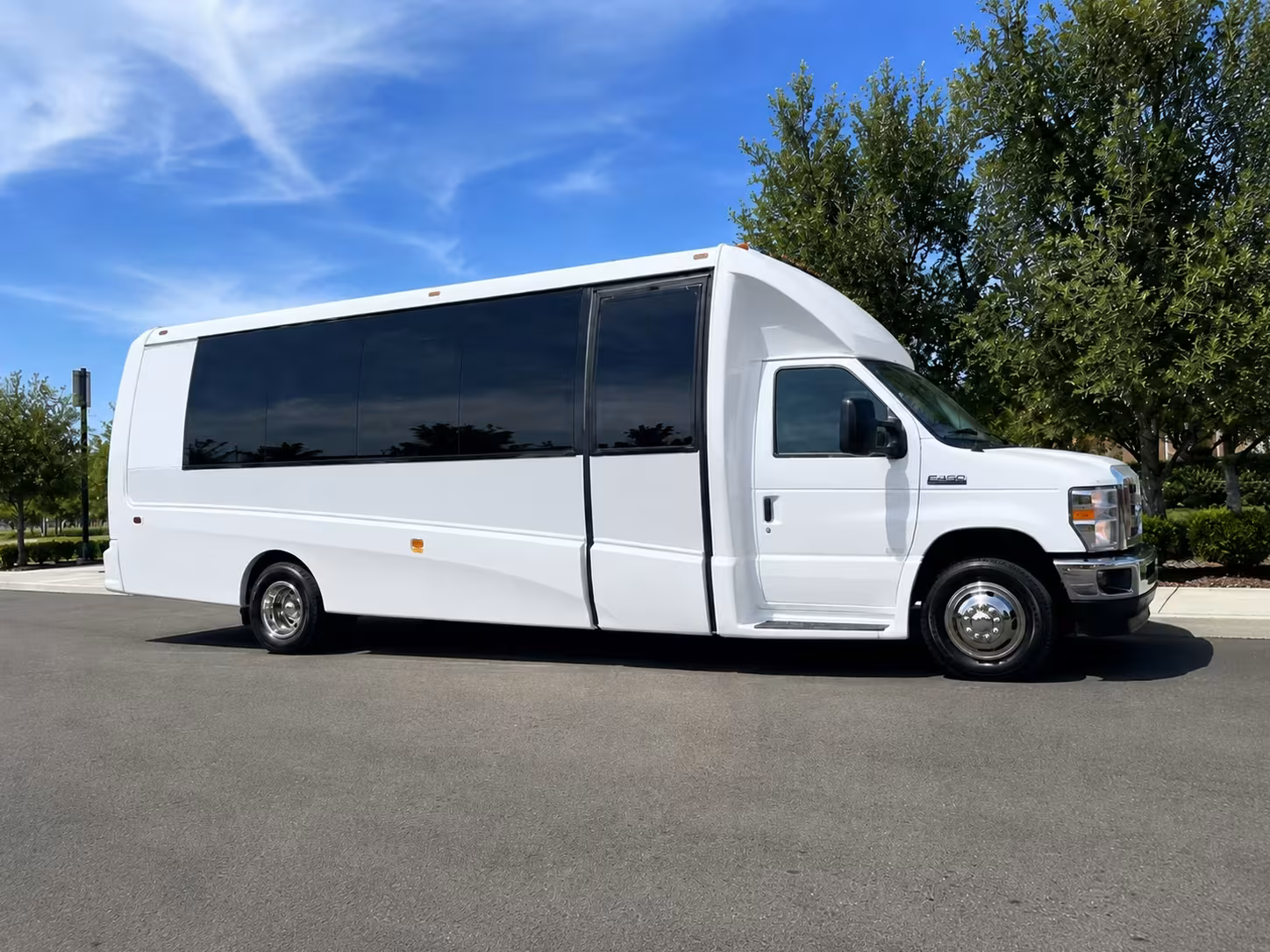 minibus rentals for youth sports tournaments at tustin sports park