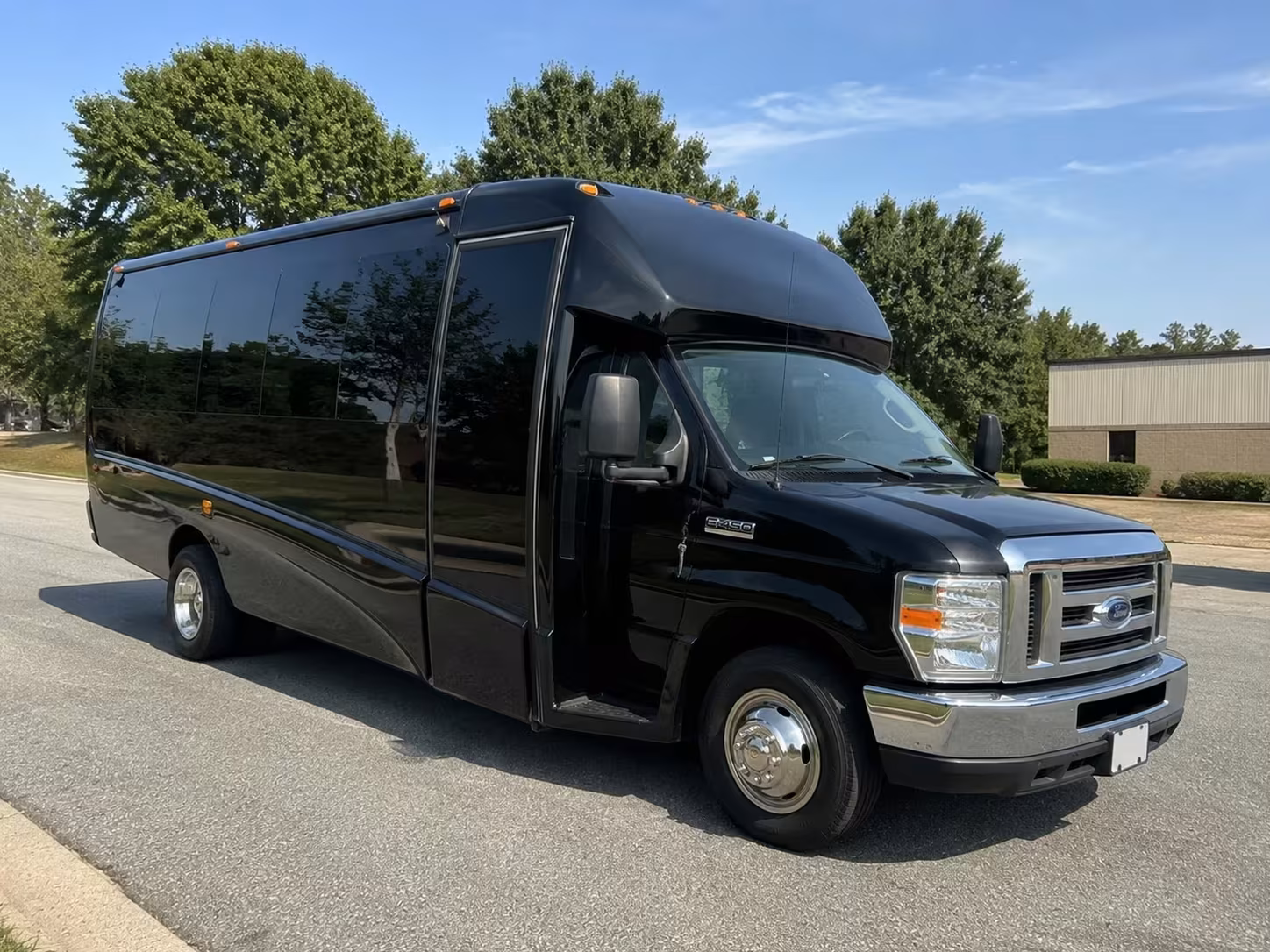 tustin 15 passenger minibus rental