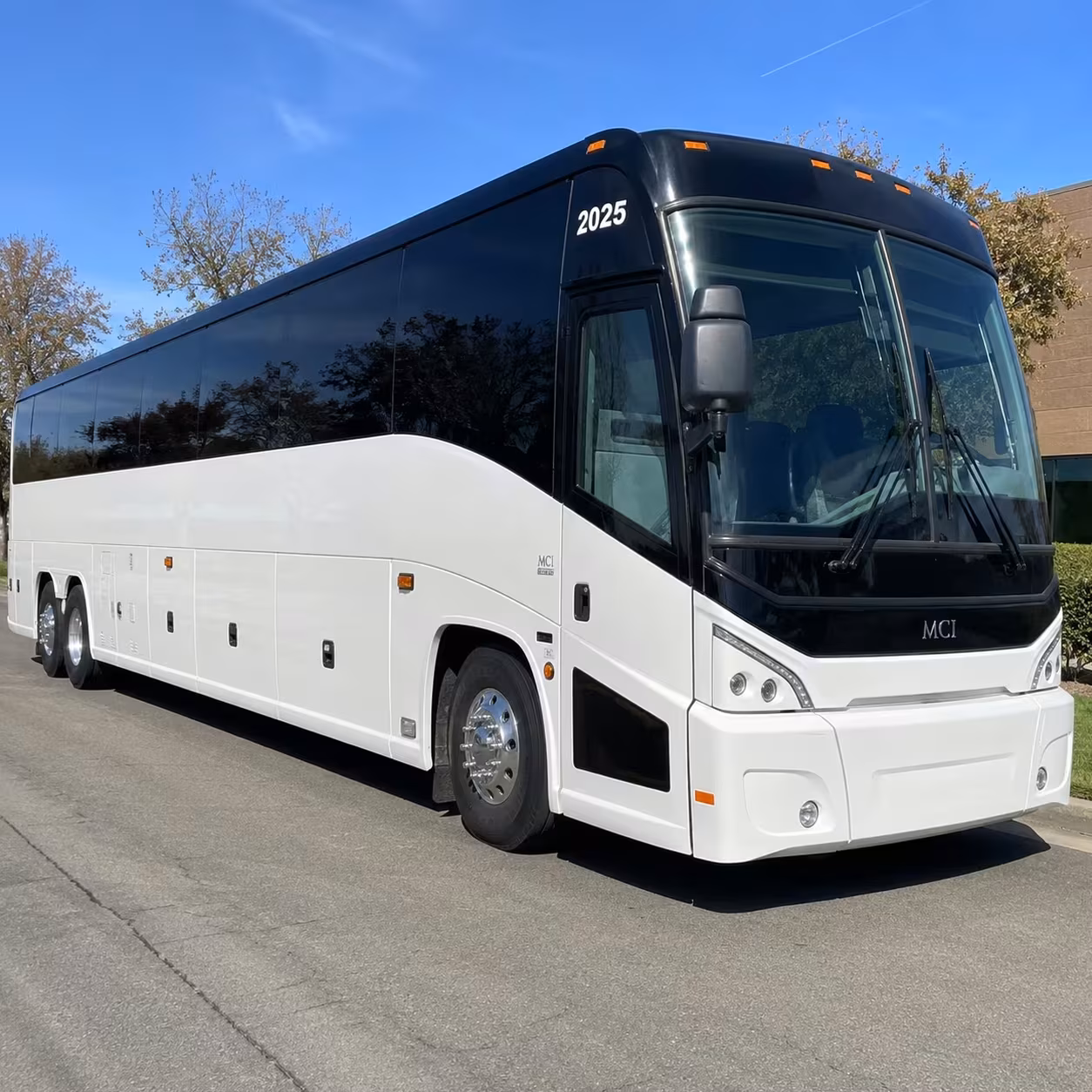 tustin charter bus rentals for cruise ports and multi stop trips