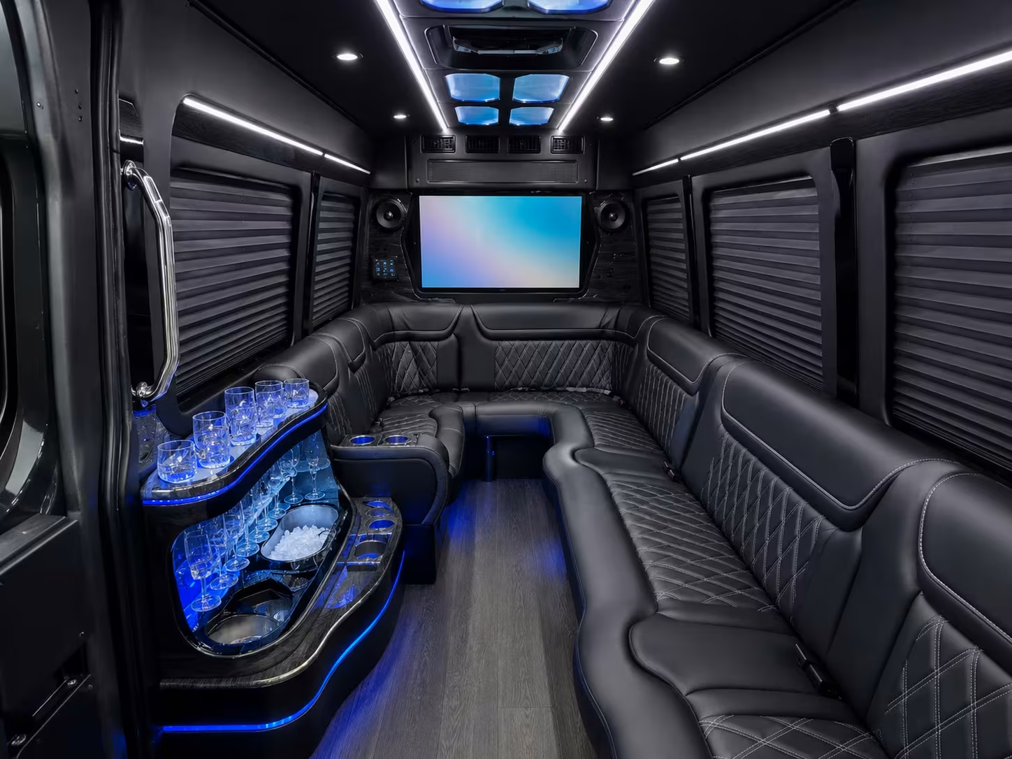 what tustin prom groups should know about booking bus rentals early